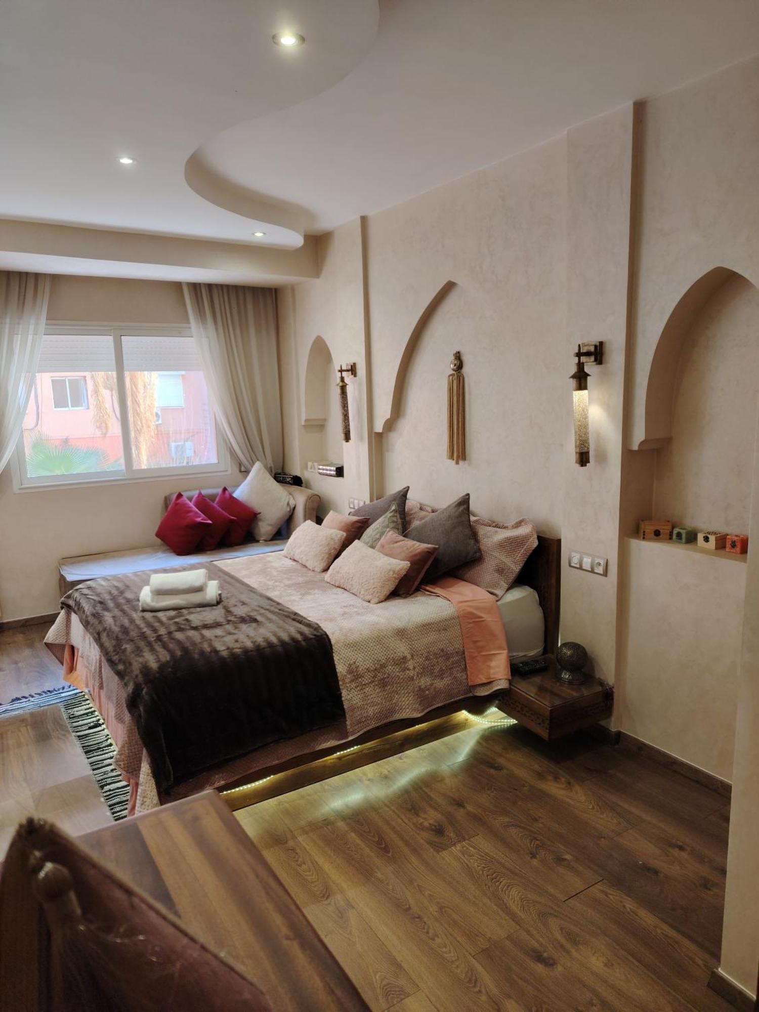 Appartement Authentic Style In Gueliz For Family